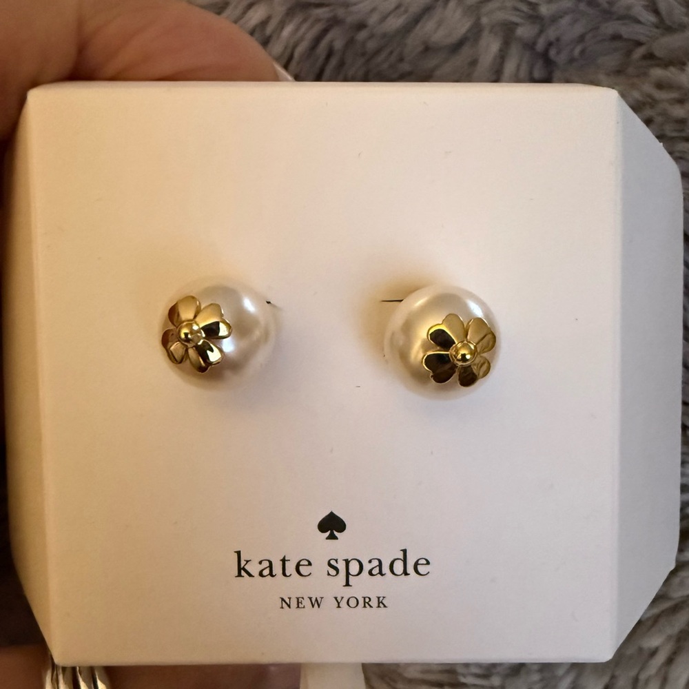 Kate Spade New York Faux Pearls on Pearls Stud Earrings w/Gold Flower Accents - Picture 5 of 7